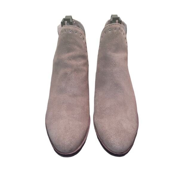 Chelsea & Violet “Kerri” Suede Booties Brown Sz 9.5M – Fall/Winter Ready – EUC - Picture 3 of 7